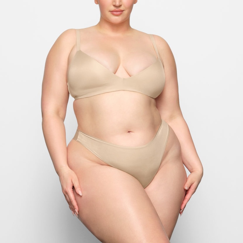 (B10) SKIMS Wireless Form T Shirt Demi Bra in Sand, (BR-WRL-1889), Size 38D, NWT